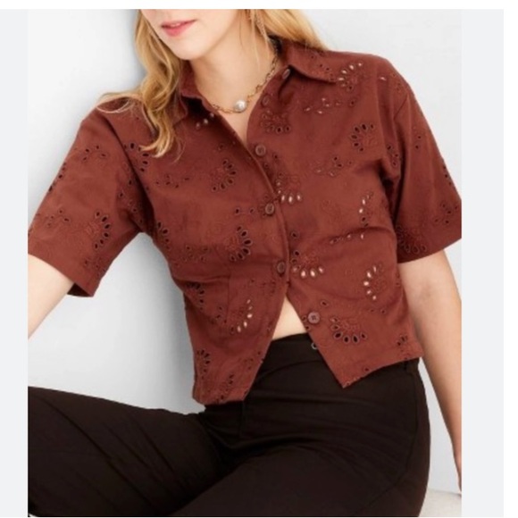 Eyelete button up shirt - Picture 1 of 5